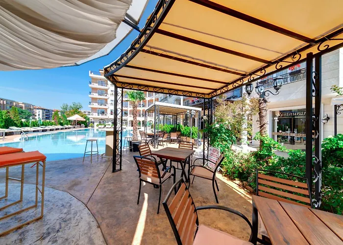 Avenue Deluxe 4* Slantschew brjag