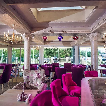 ホテル Avenue Deluxe