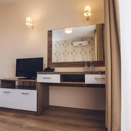 Avenue Deluxe 4* ساني بيتش