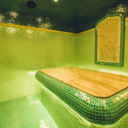 Avenue Deluxe فندق