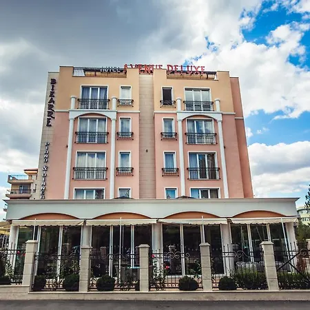 فندق Avenue Deluxe 4*