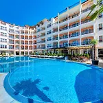 Avenue Deluxe Hotel 4*