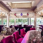 Avenue Deluxe Sunny Beach
