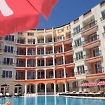 Avenue Deluxe Sunny Beach