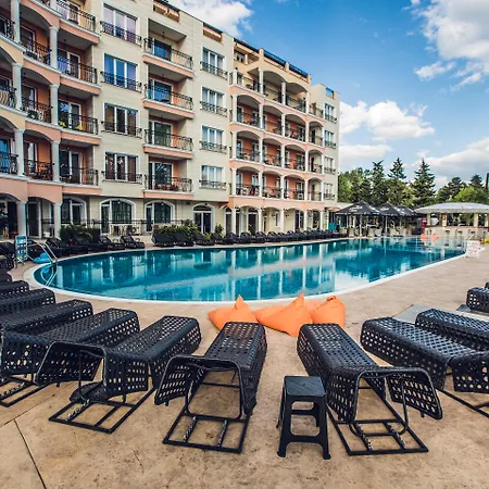 Hotell Avenue Deluxe 4*