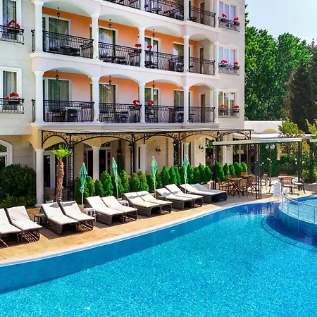 Avenue Deluxe Hotel 4*