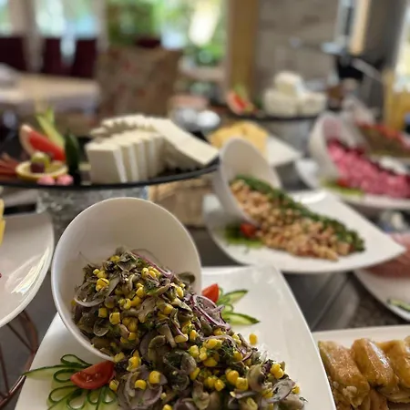 Avenue Deluxe Ξενοδοχείο 4*