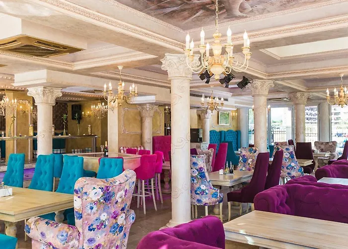 Avenue Deluxe Slăntjev Brjag