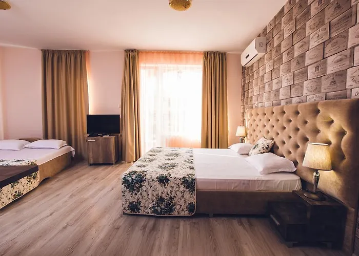 Hotell Avenue Deluxe Slăntjev Brjag