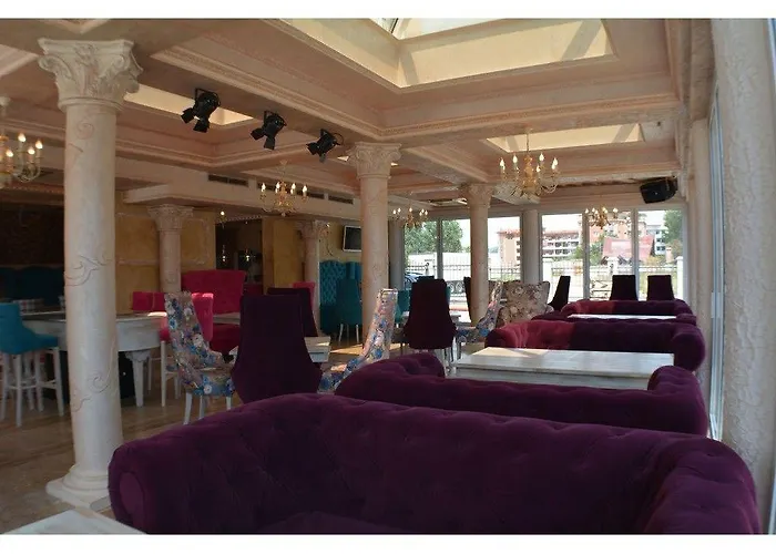 Hotell Avenue Deluxe 4*