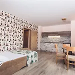 Hotell Avenue Deluxe Slăntjev Brjag