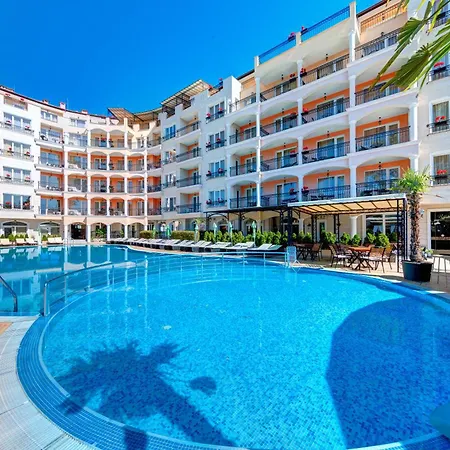 Avenue Deluxe Hotel 4*