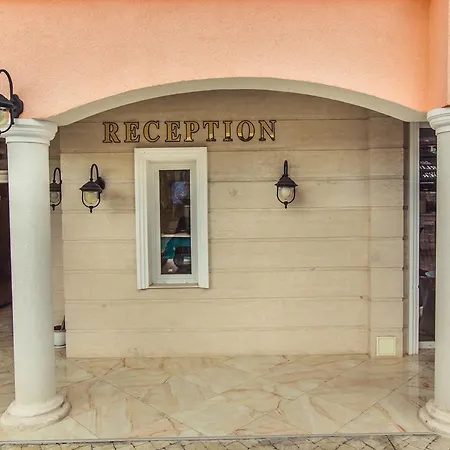 Hotel Avenue Deluxe Sluneční pobřeží