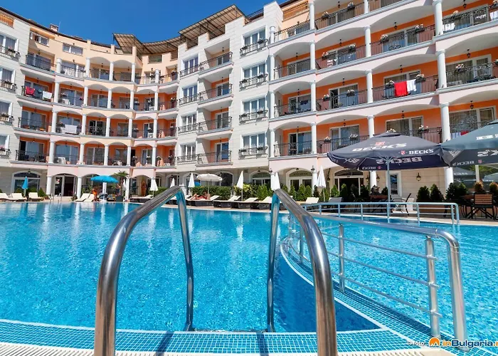 Avenue Deluxe Отель Солнечный берег